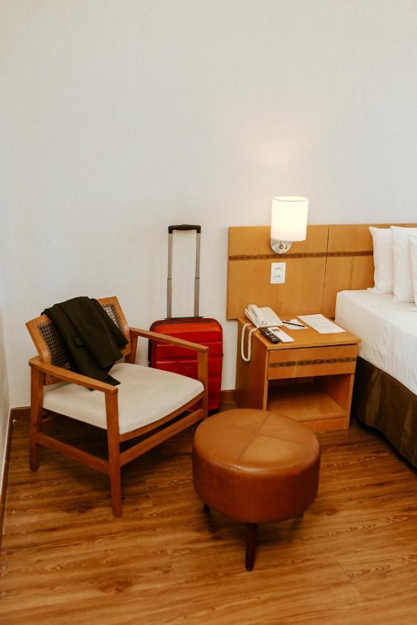 Vitoria Praia Hotel Exteriör bild